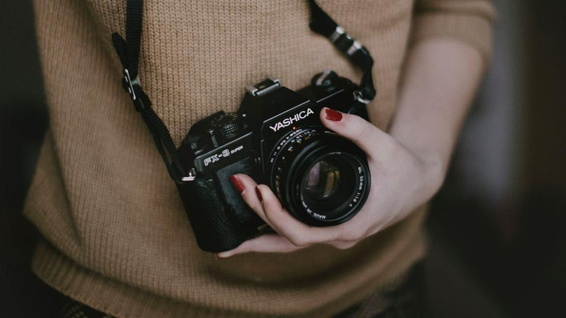 Best Photo Sharing Sites in 2025: Transform Your Digital Memories Into Shared Experiences