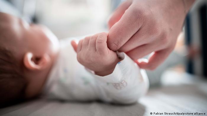 Children's photos on the Internet - an (often) underestimated danger