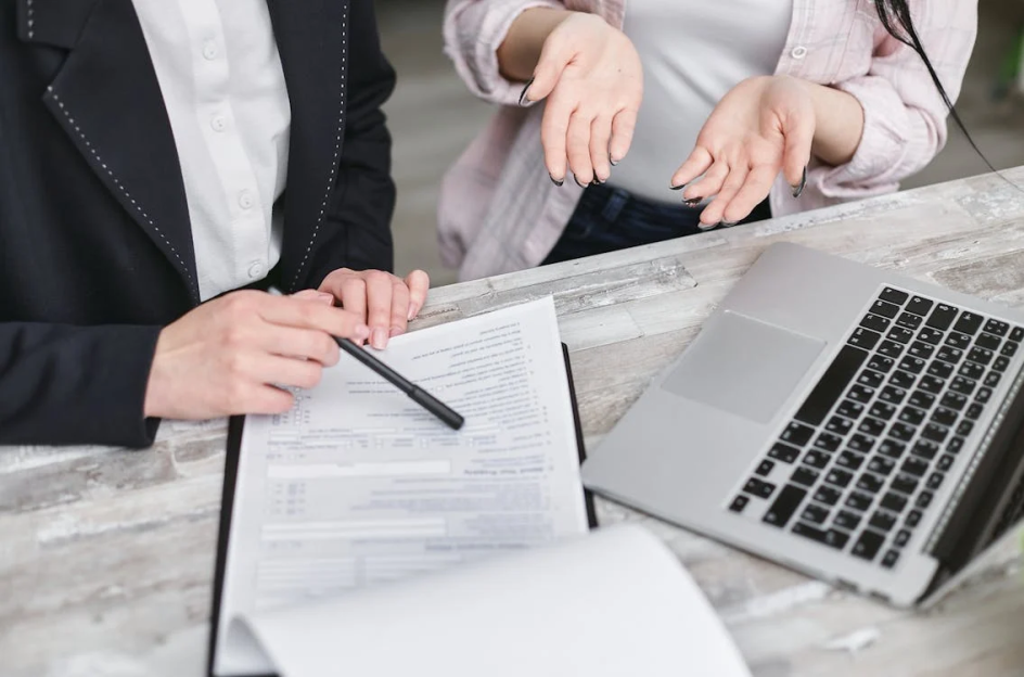 How Do Insurance Companies Determine Fault