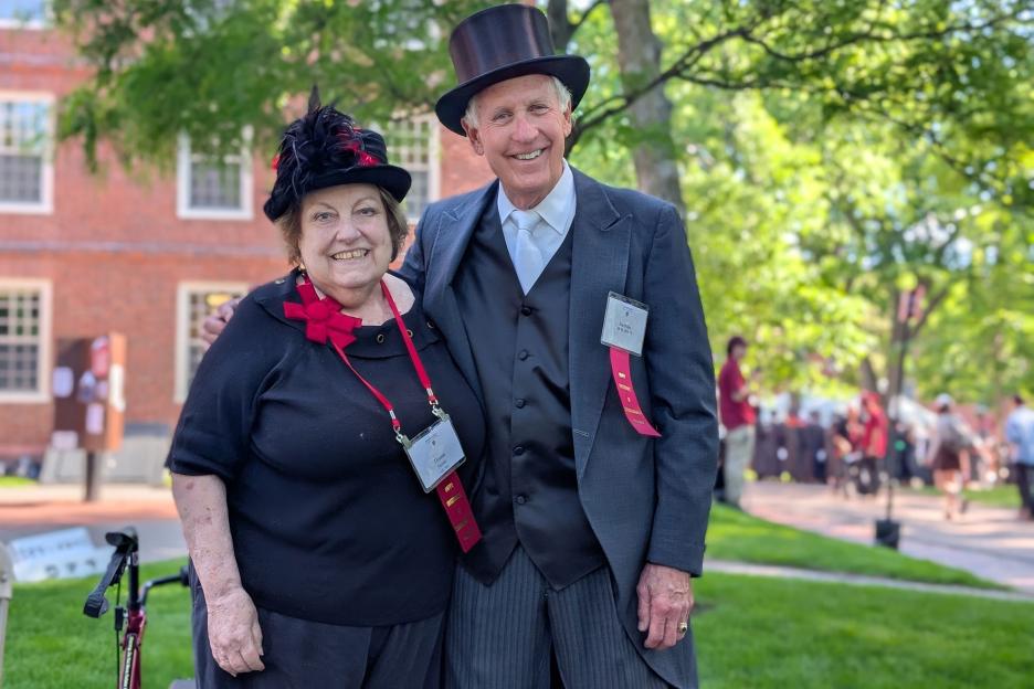 Donna Gibson Stone and Bob Phifer.