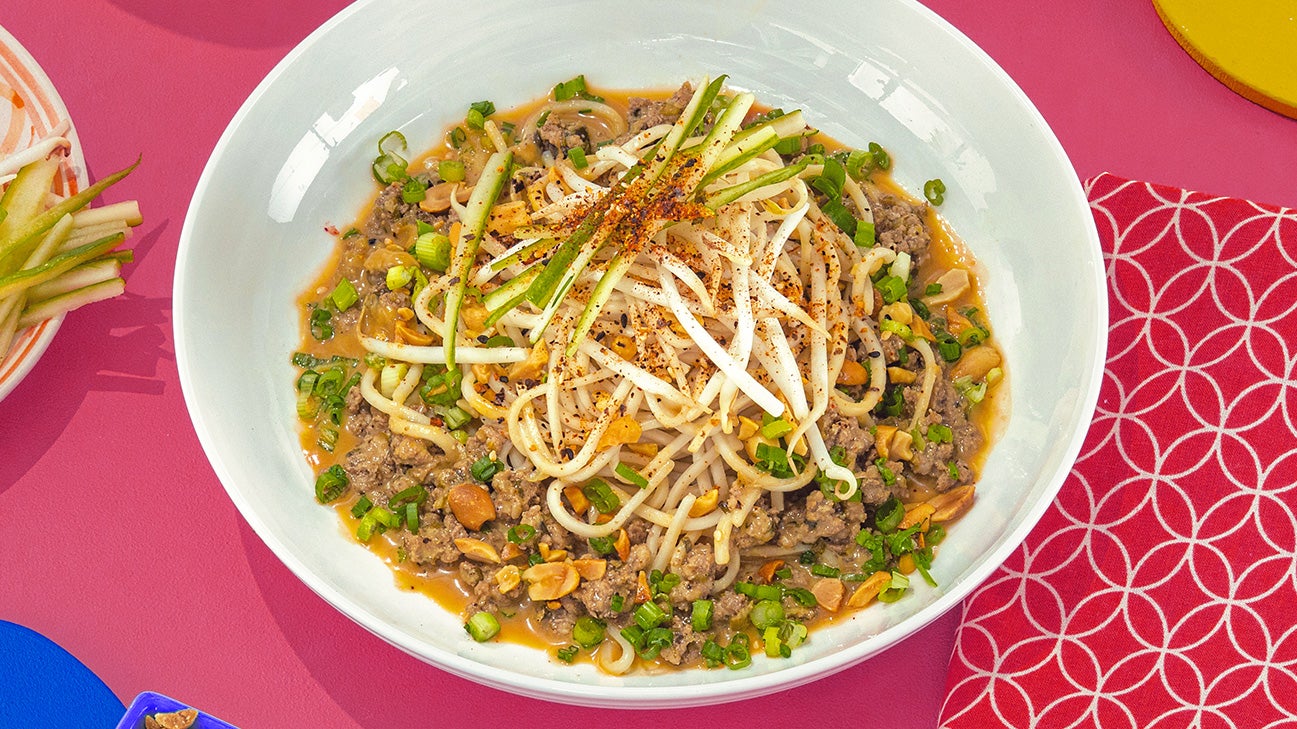 These Beans are the Bomb: Bean Sprouts Nutrition, Benefits, and Risks