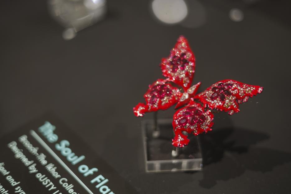060426-rubies-exhibit-33